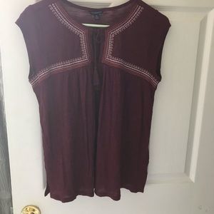 sleeveless blouse